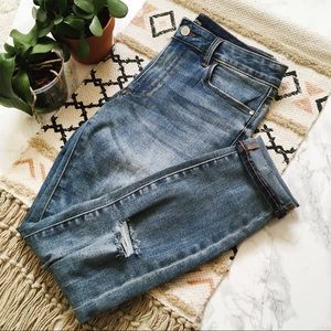 ‼️SOLD‼️• NWOT Bebe Heartbreaker Ankle Jeans •